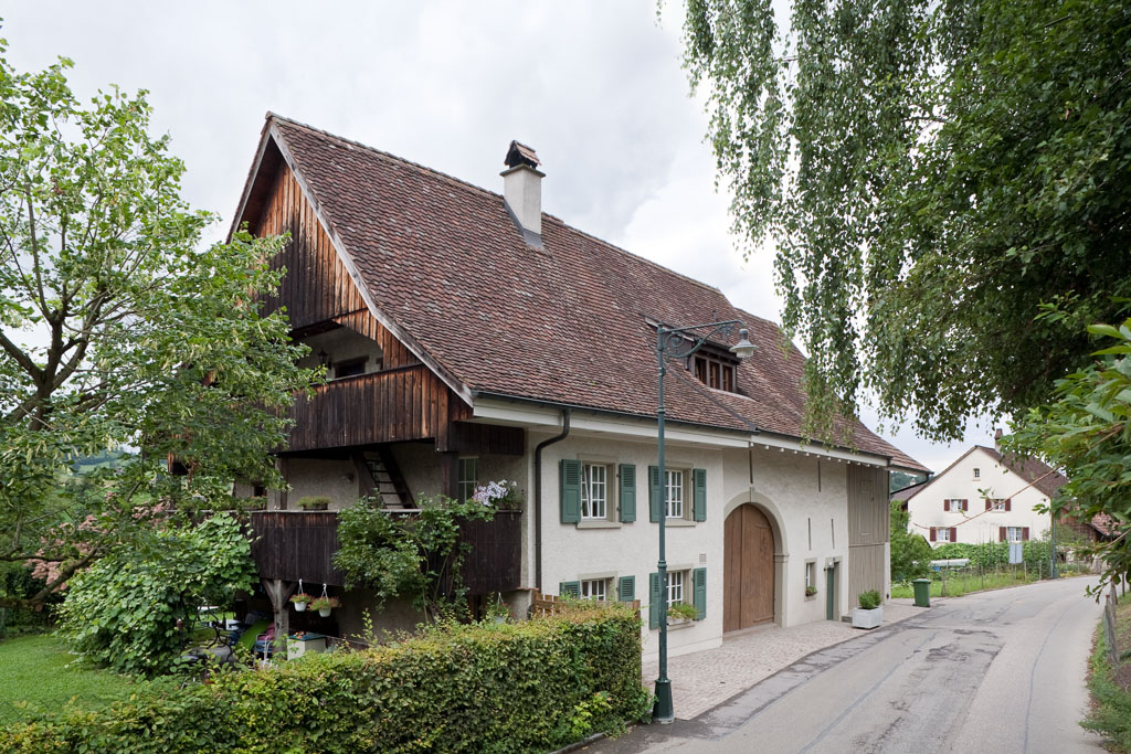 Wohn- und Ökonomieteil mit angebauter Wagenscheune, 1820, Hauptstrasse 30, Arisdorf © Börje Müller Fotografie