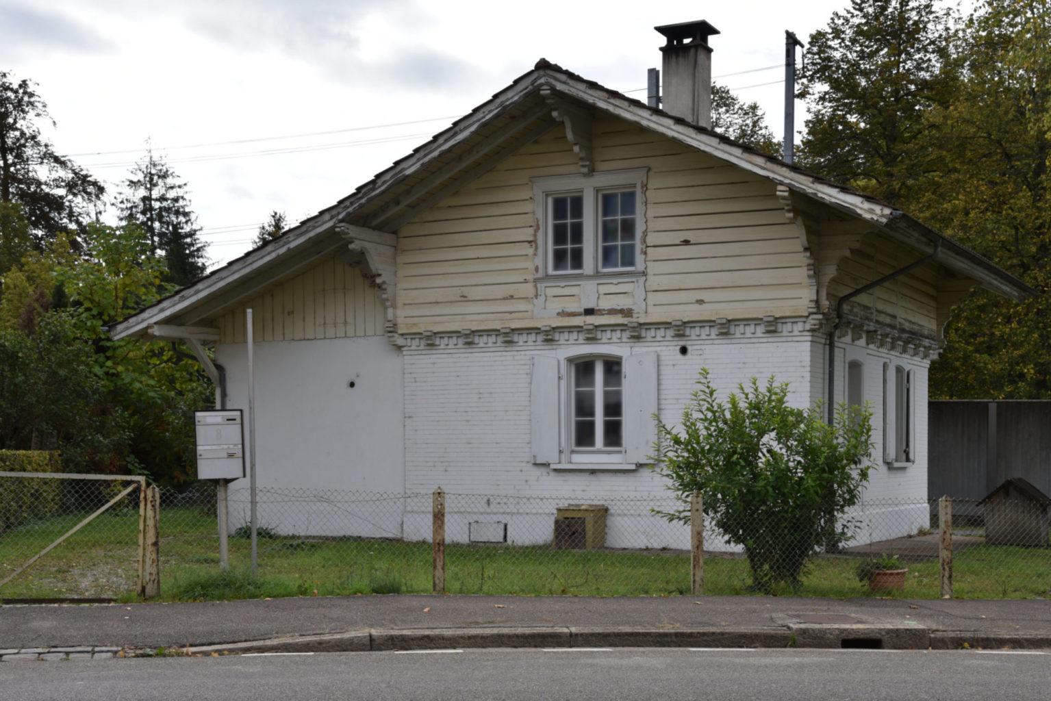 Ehemaliges Bahnwärterhaus Sissach © Simon Heiniger / Architektur Basel
