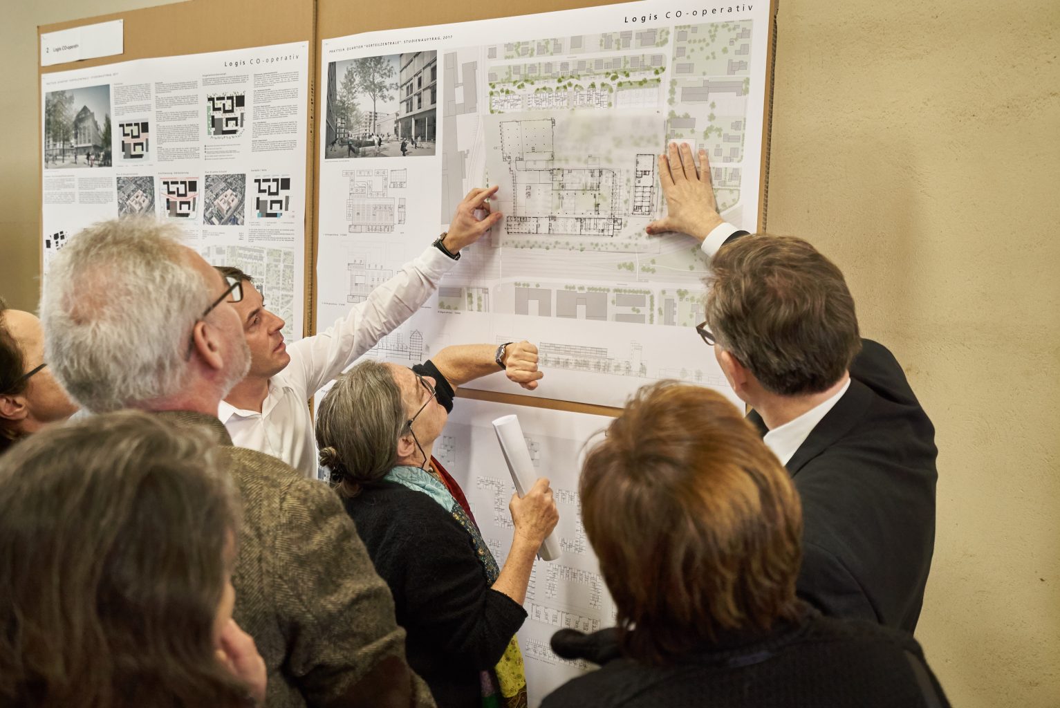 Jury vergleicht Bestand und Entwurf © foto-werk gmbh, Basel - Michael Fritschi