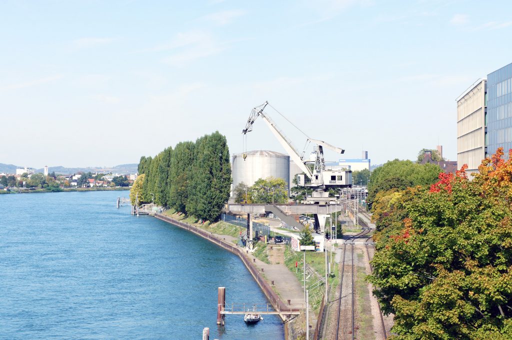 Der neue Hafenkran © Architektur Basel