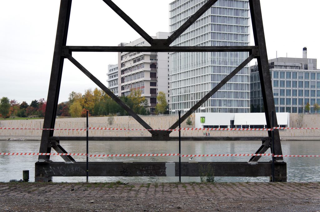 Blick über den Rhein zum Novartis Campus © Architektur Basel