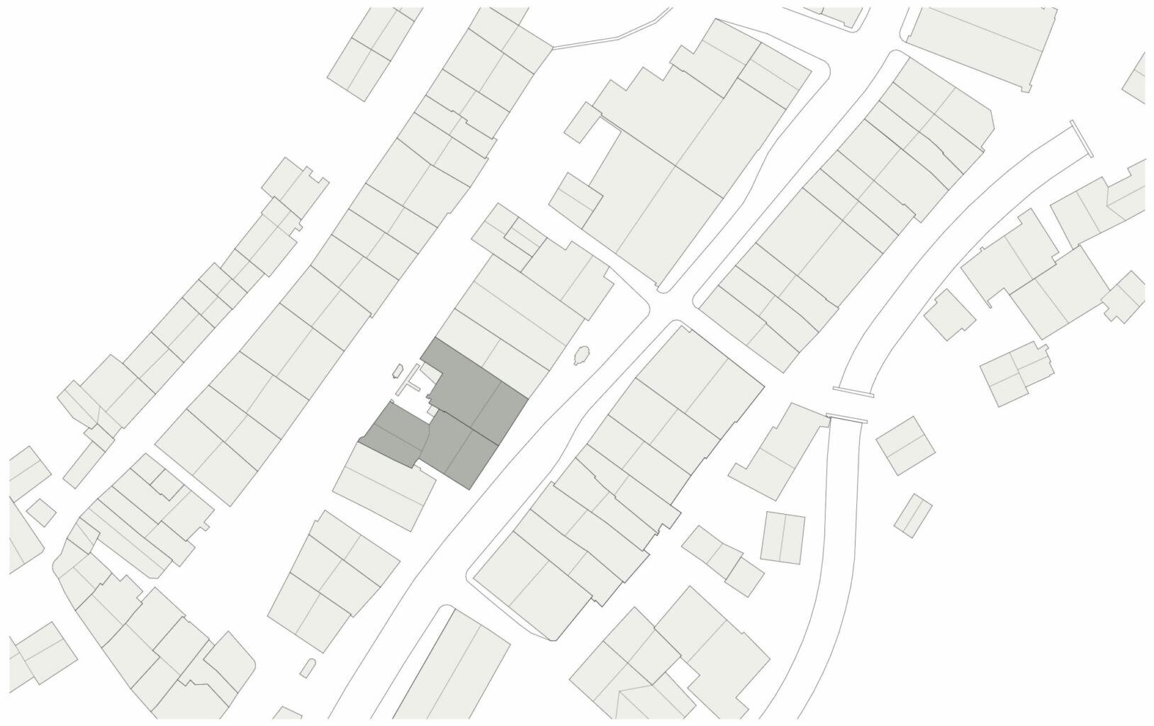Das verbreiterte Trottoir war eine erste Massnahme zur Reaktivierung der Altstadt. Die Umnutzung des ehemaligen Bezriksgerichts zu Wohnungen und dem Kulturraum im Erdgeschoss ist ein nächster Schritt zur Wiederbelebung der Waldenburger Altstadt. Plan © Salathé Architekten