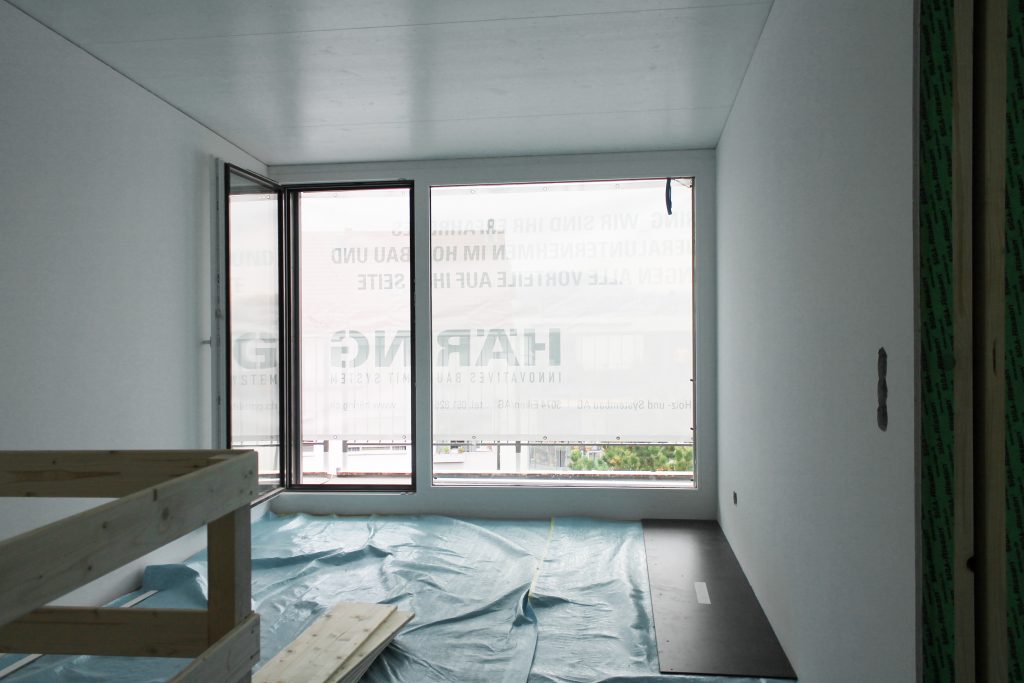 Montiertes Holzmodul als Aufstockung an der Homburgerstrasse