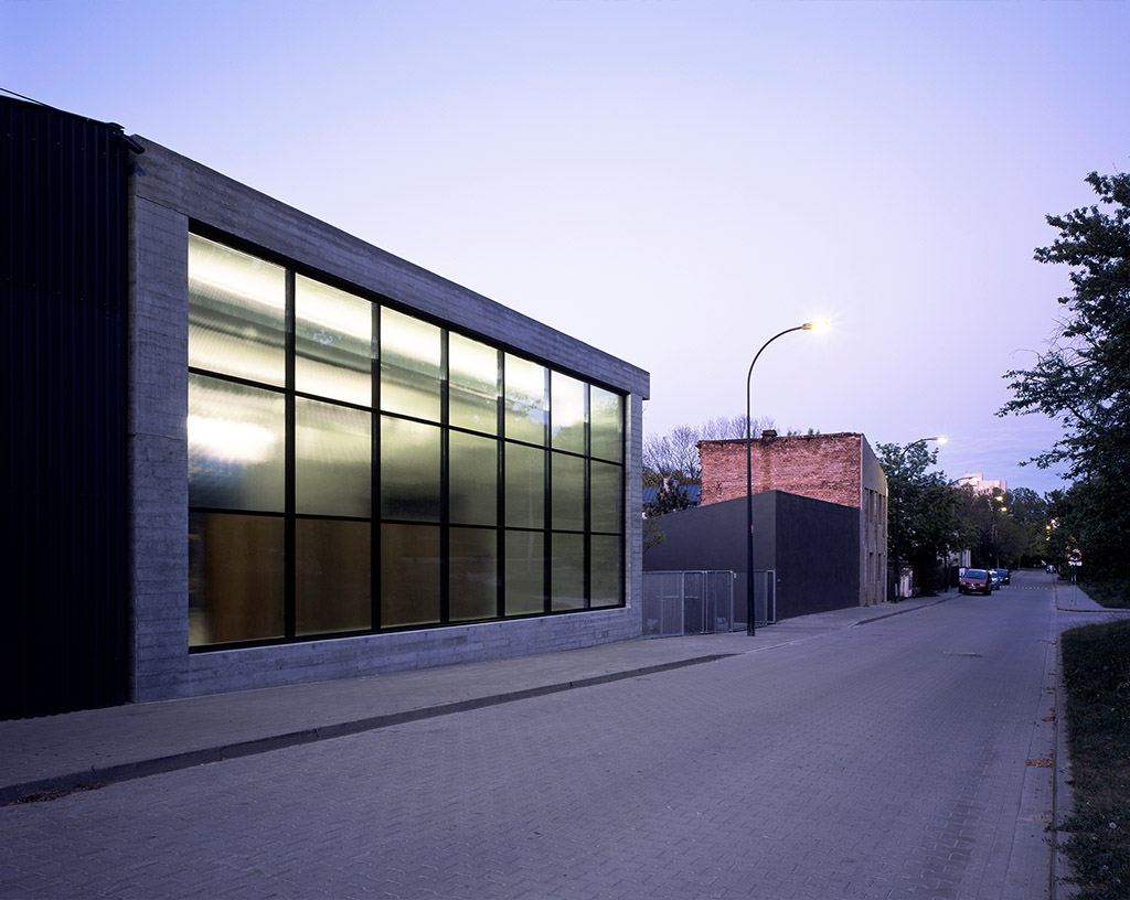 architectureclub_atelier sosnowska_Ansicht Strasse_010 ©Hélène Binet