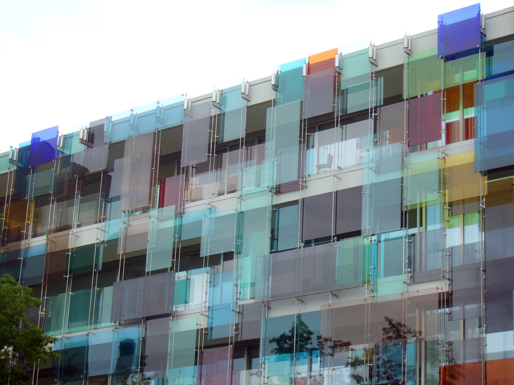 Glasfassade von Helmut Federle, 2005, Novartis Forum 3 (Arch. Diener & Diener Architekten), Basel © transparency_architectural theory, materiality