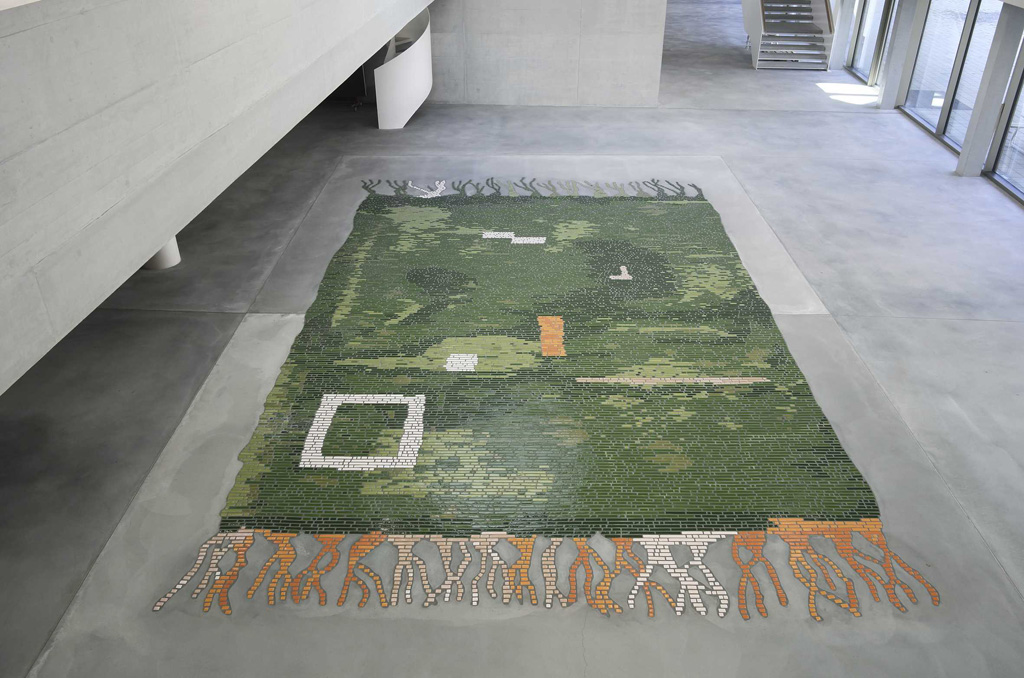 «Teppich (It’s this rug I have, it really tied the room together)», Julia & Claudia Müller, 2013 © Kunstkredit Basel-Stadt
