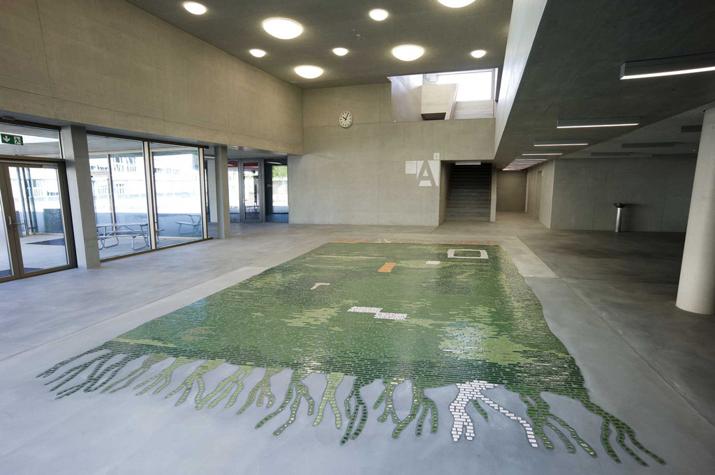 «Teppich (It’s this rug I have, it really tied the room together)», Julia & Claudia Müller, 2013 © Kunstkredit Basel-Stadt