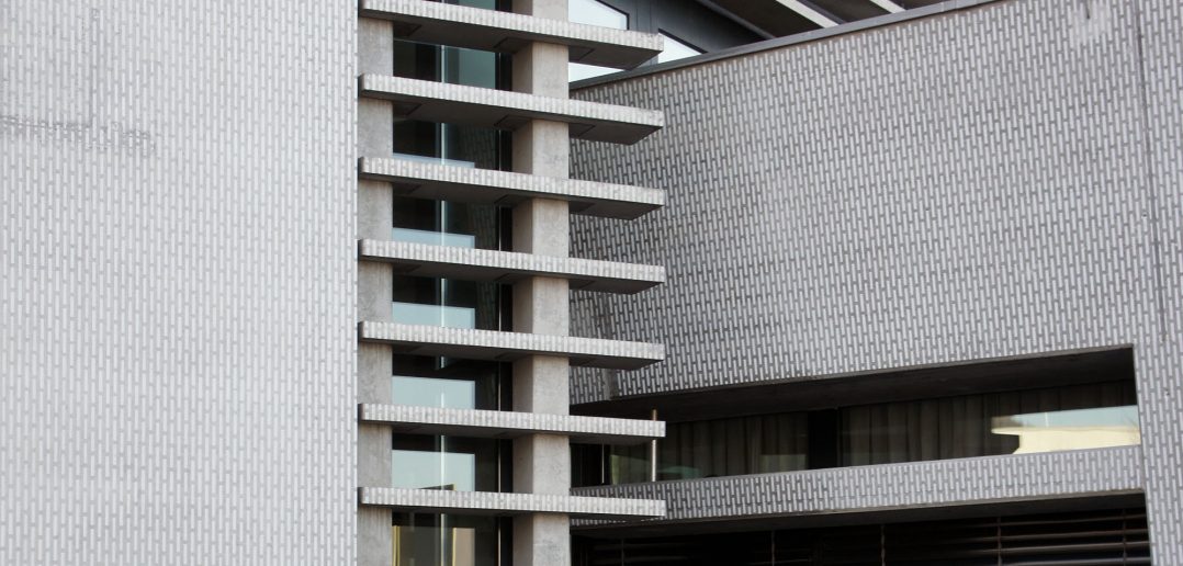Büro- und Wohnhochhaus, Feine Neuinterpretation der Fassade, Muttenz © Architektur Basel