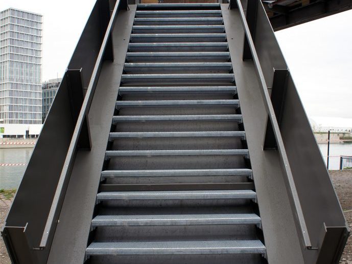 Neue Treppe zur Plattform © Architektur Basel
