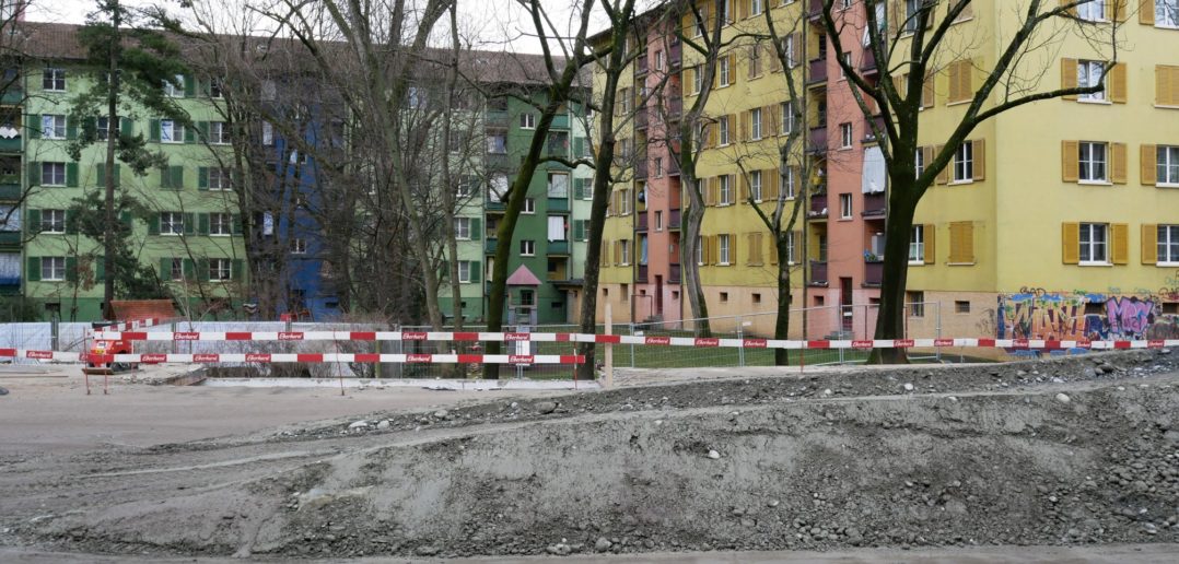 In unmittelbarer Nachbarschaft der "Papageienhäuser" ensteht bald Neues © Architektur Basel