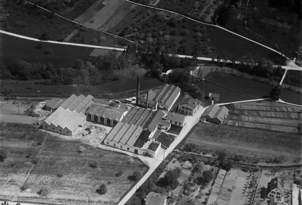 Luftaufnahme des Schild-Areals am 15.5.1925, ETH-Bibliothek Zürich, Bildarchiv / Fotograf: Walter Mittelholzer, LBS_MH03-0532, Public Domain Mark